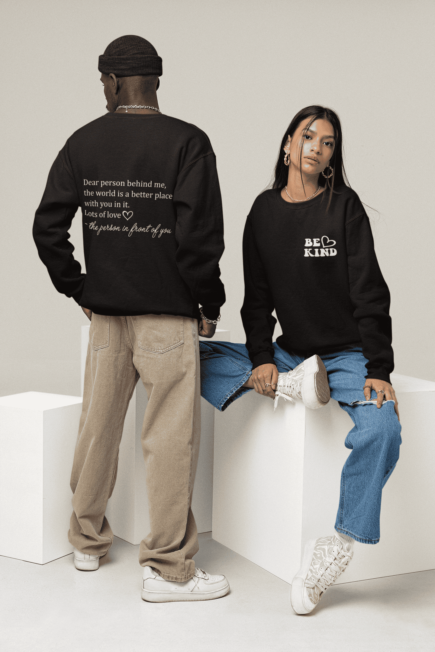 Be Kind Crewneck-Black